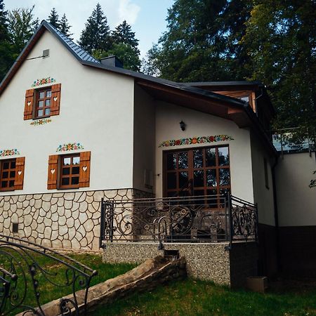 Chata Pohadka- "Lesni Udoli" Perstejn Экстерьер фото